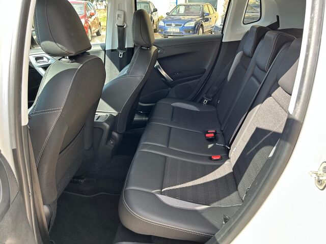 PEUGEOT 2008 ALLURE 1.2 E-THP AUTO SPANISH LHD IN SPAIN 82000 MILES 1 OWNER 2017